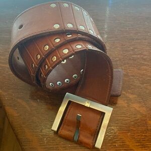 Kenneth Cole. Mens Belt Size 32